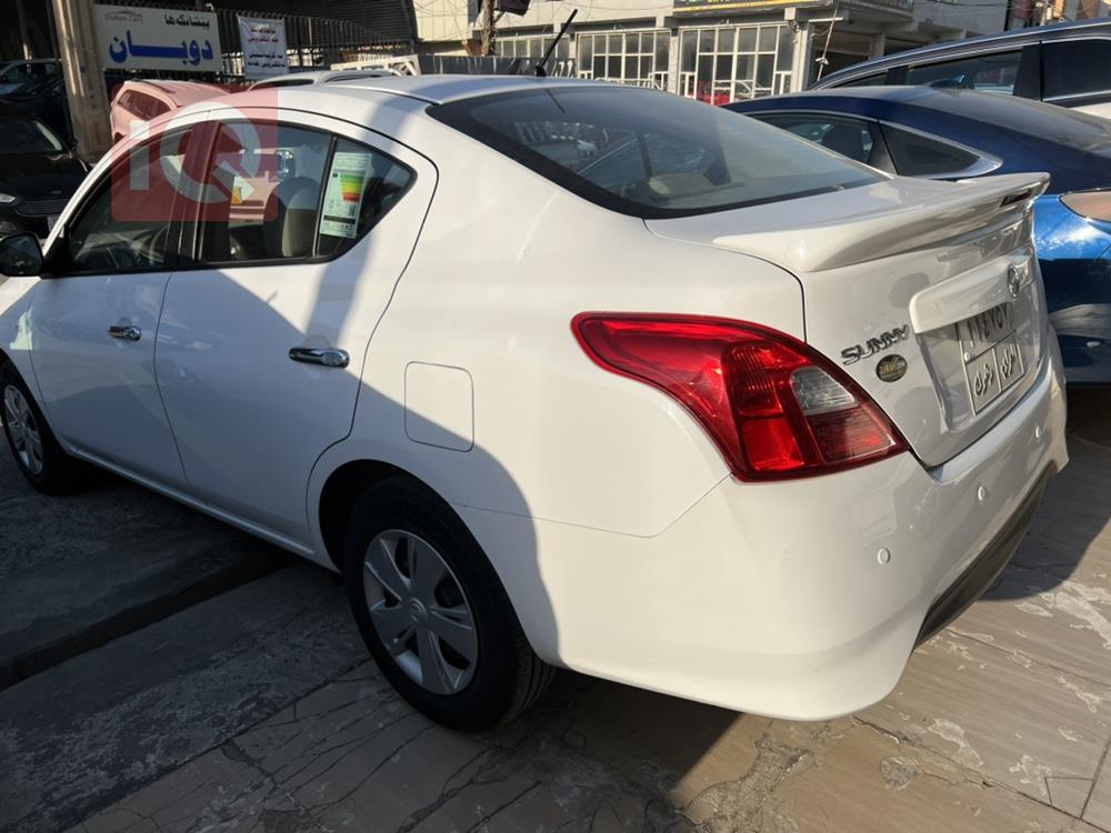 Nissan Sunny